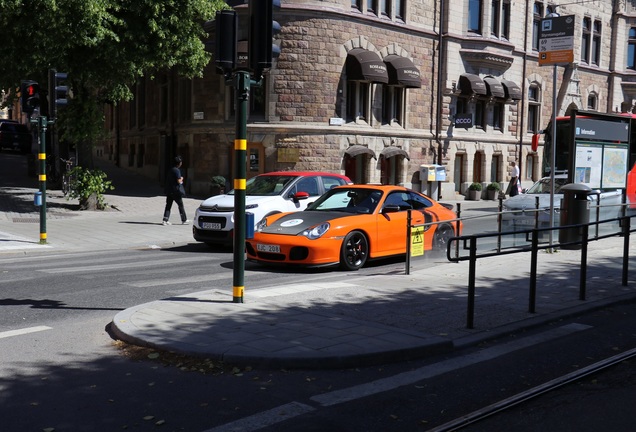 Porsche 996 Turbo