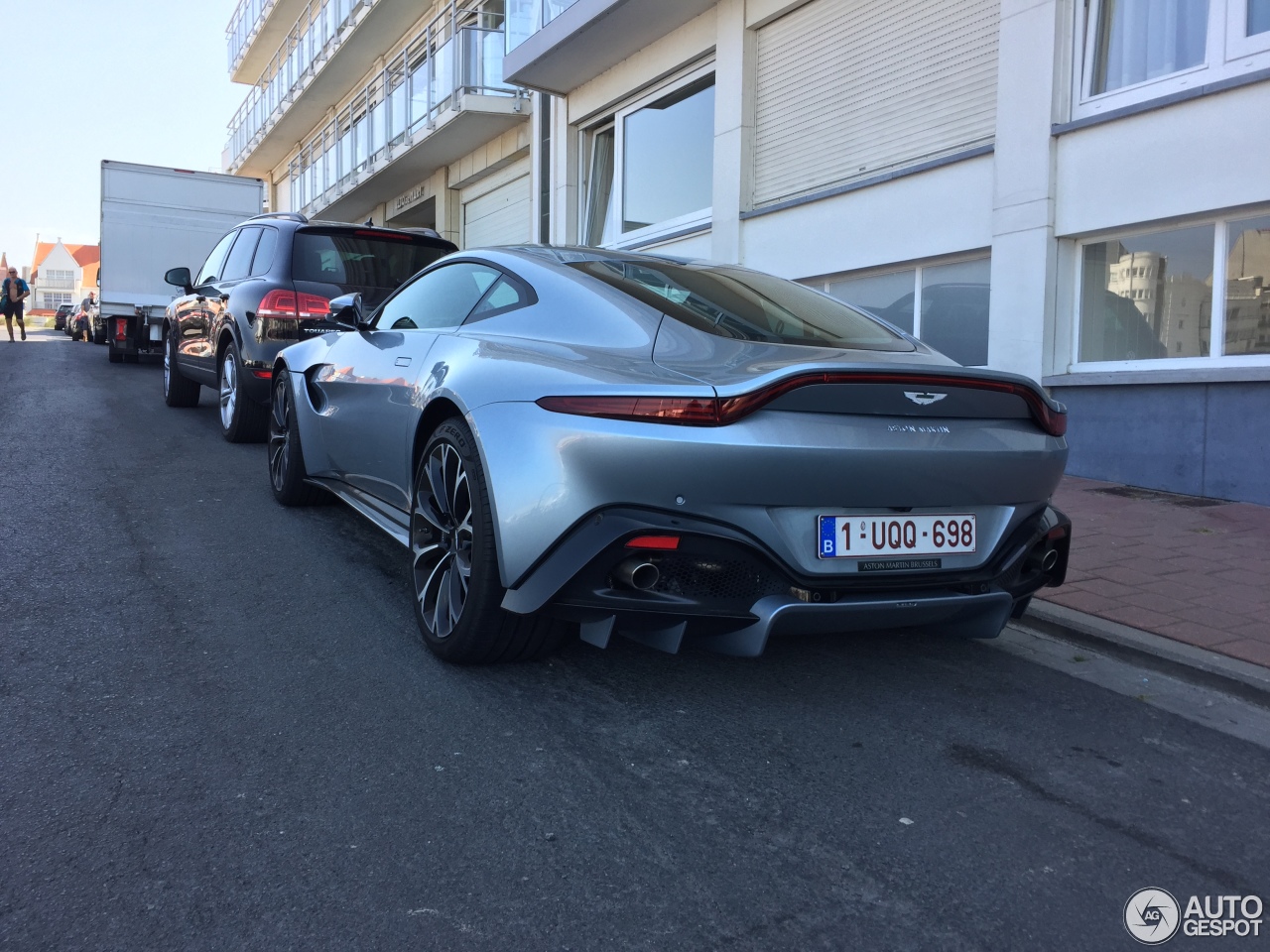 Aston Martin V8 Vantage 2018