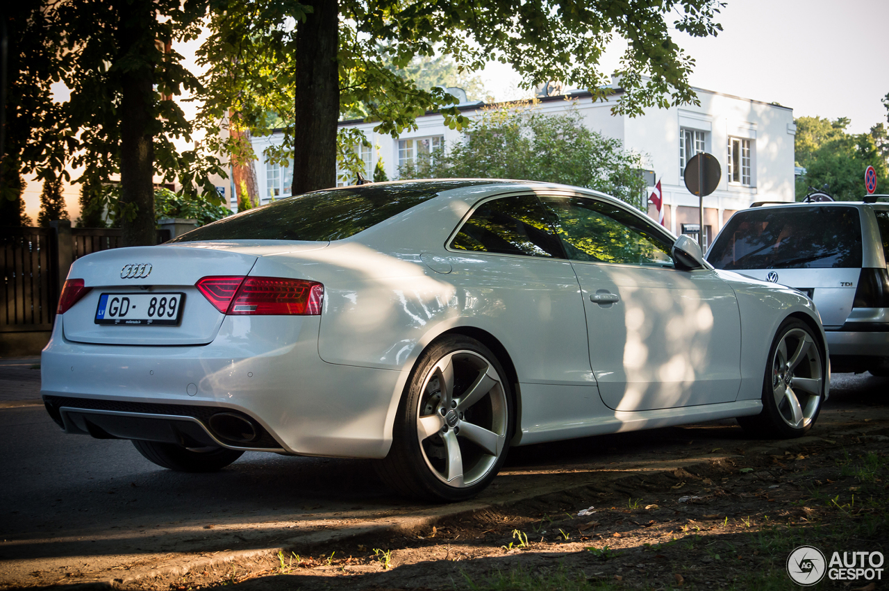 Audi RS5 B8 2012