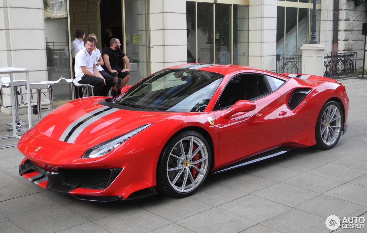 Ferrari 488 Pista