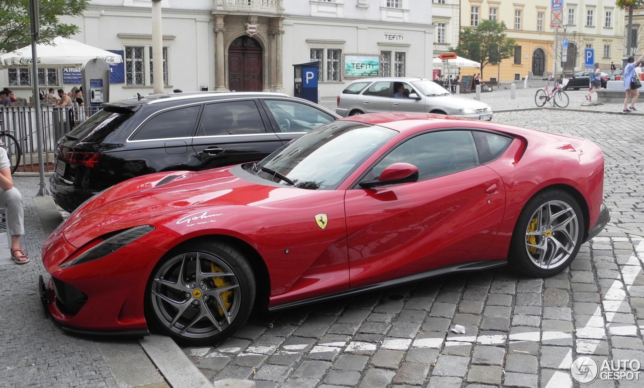 Ferrari 812 Superfast