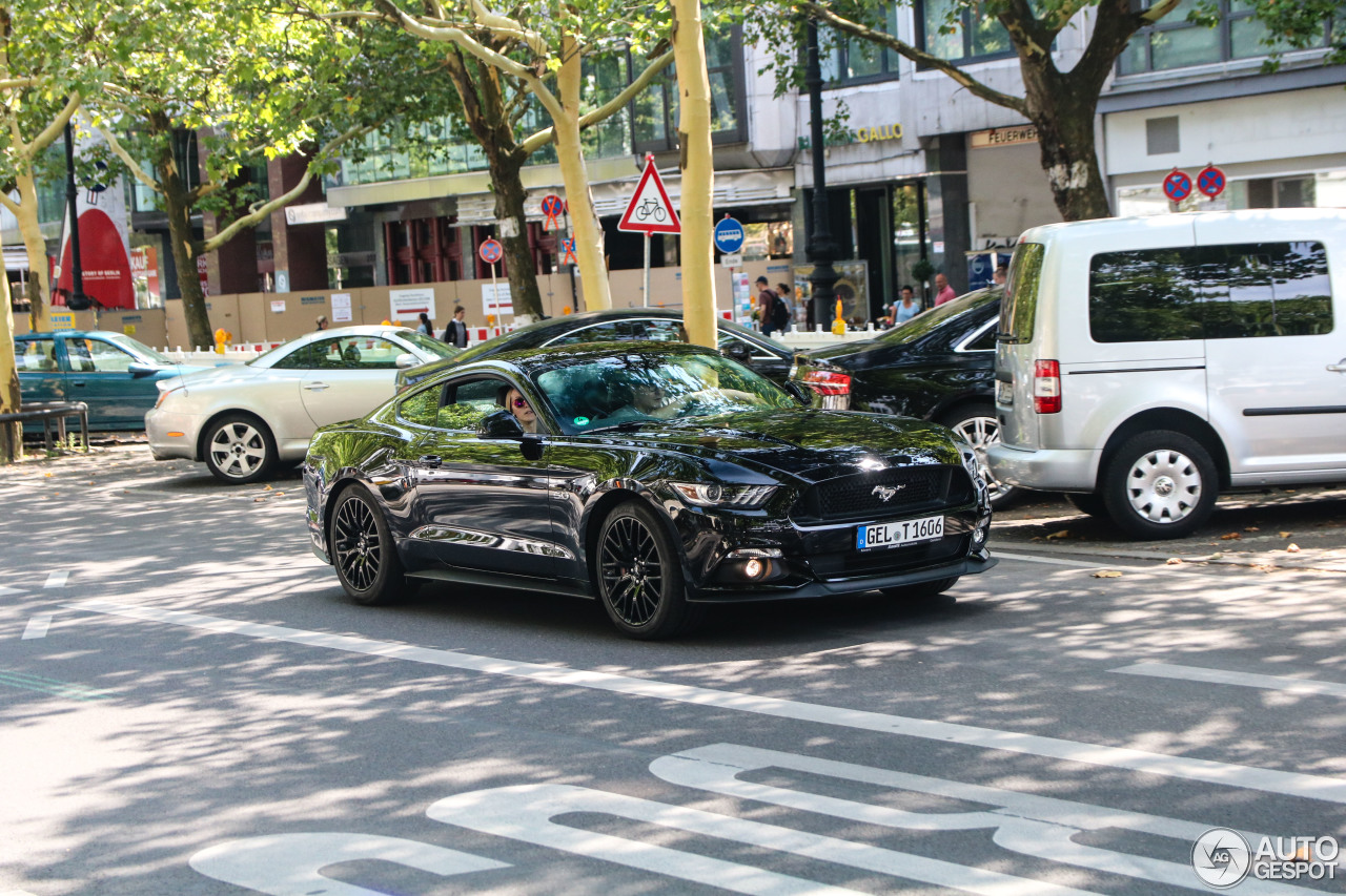 Ford Mustang GT 2015