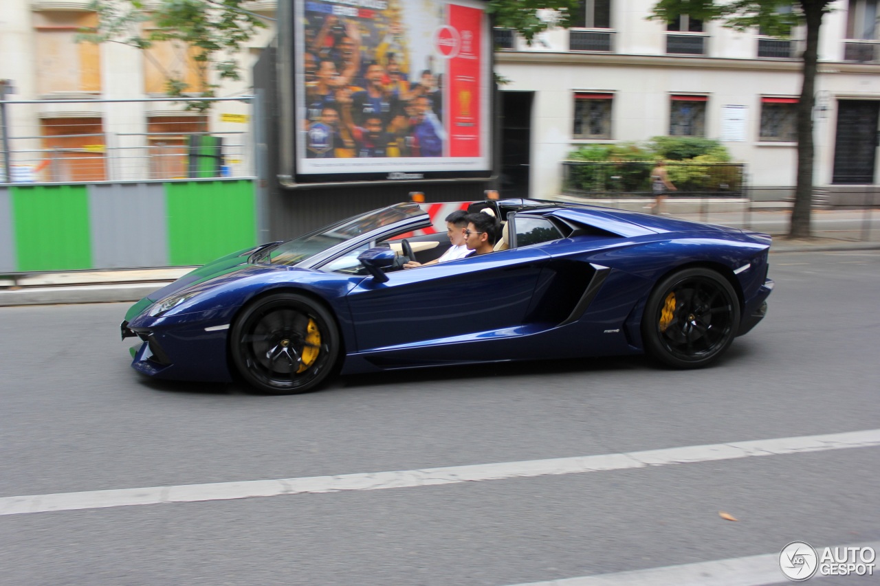 Lamborghini Aventador LP700-4 Roadster