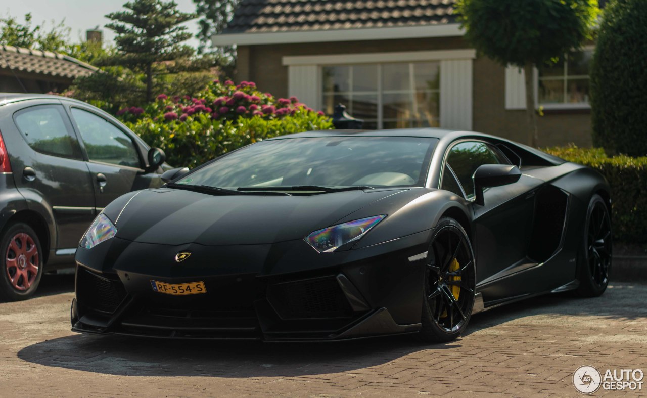 Lamborghini Aventador LP700-4 Vorsteiner V