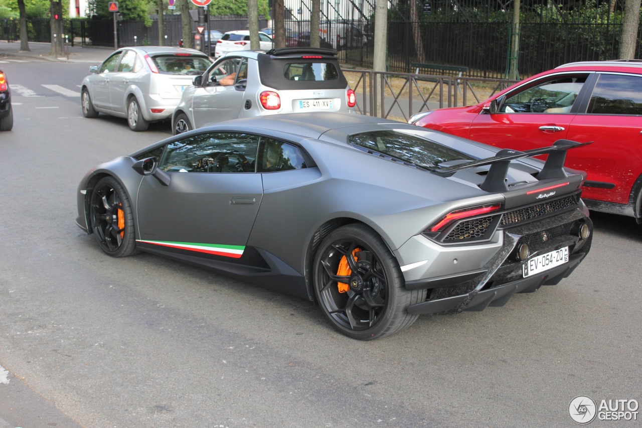 Lamborghini Huracán LP640-4 Performante