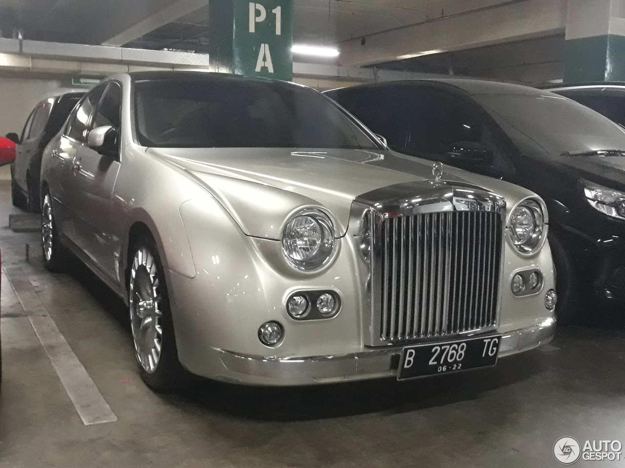 Mitsuoka Galue III