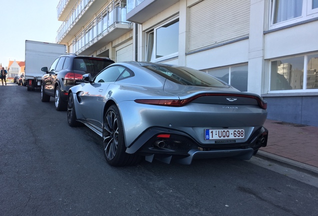 Aston Martin V8 Vantage 2018