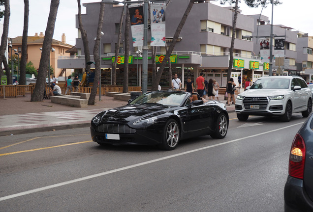 Aston Martin V8 Vantage Roadster