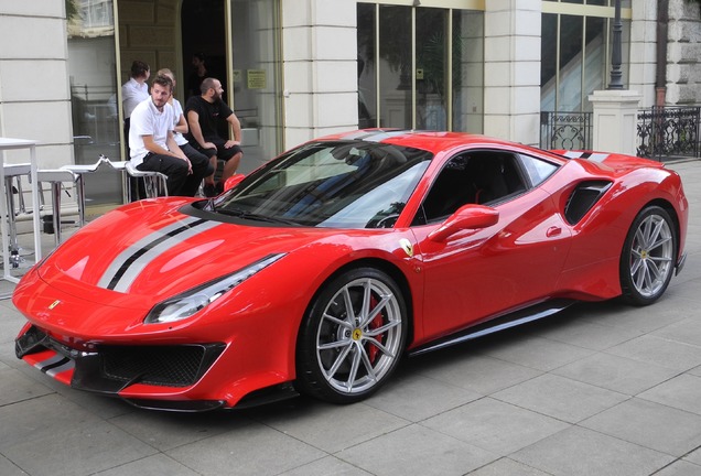 Ferrari 488 Pista