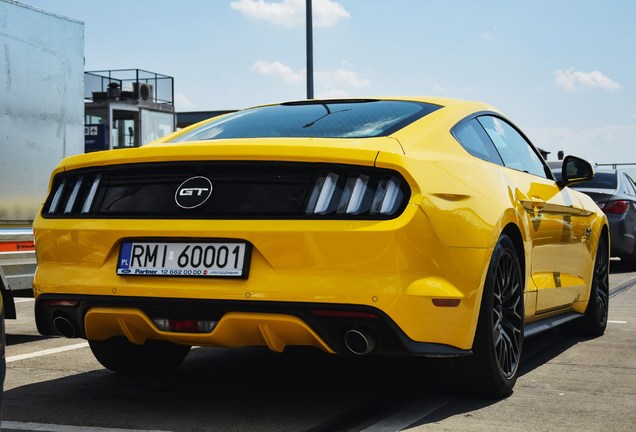 Ford Mustang GT 2015