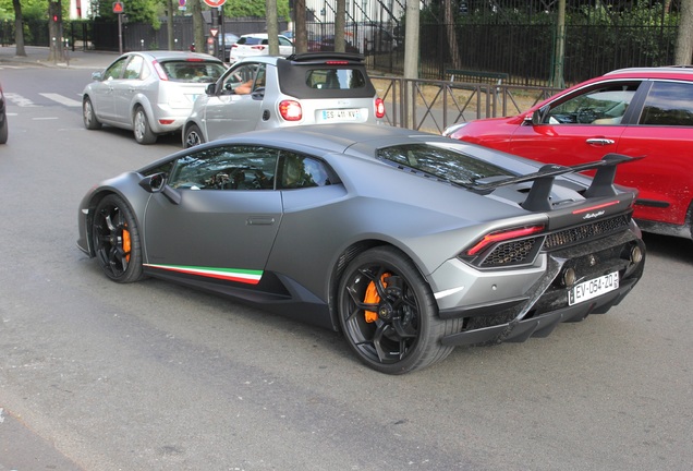 Lamborghini Huracán LP640-4 Performante