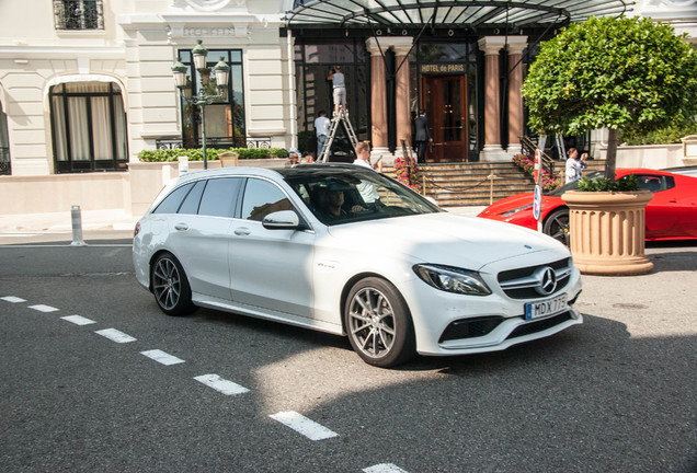 Mercedes-AMG C 63 Estate S205