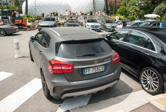 Mercedes-Benz GLA 45 AMG X156