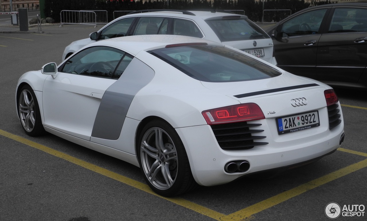 Audi R8