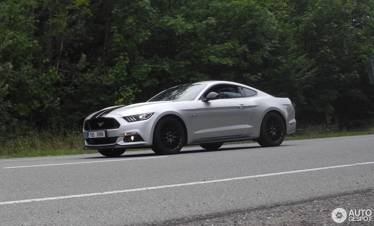 Ford Mustang GT 2015