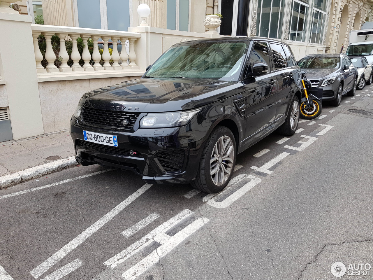 Land Rover Range Rover Sport SVR