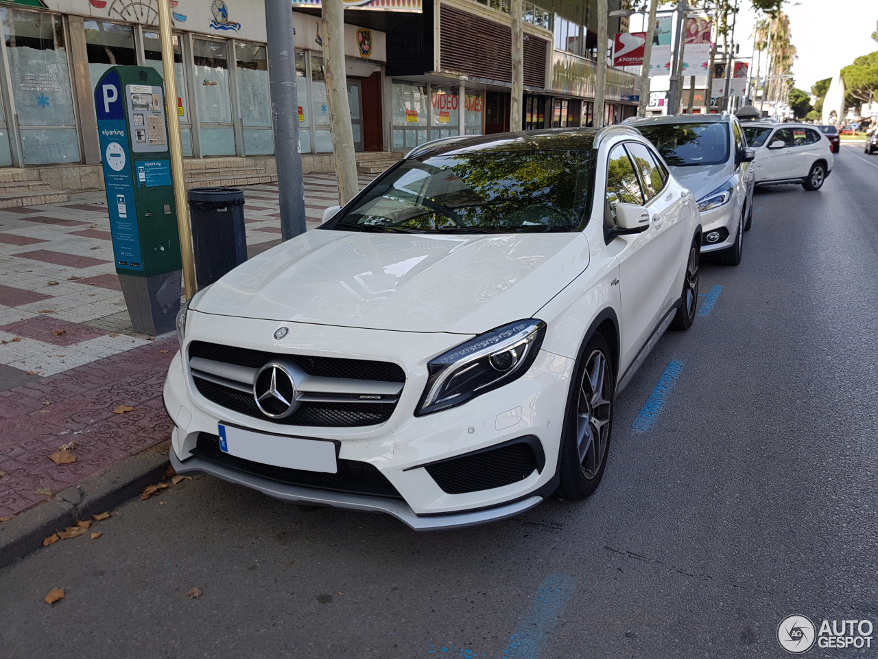 Mercedes-Benz GLA 45 AMG X156