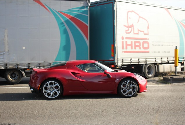 Alfa Romeo 4C Coupé