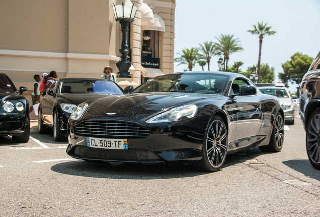 Aston Martin Virage 2011