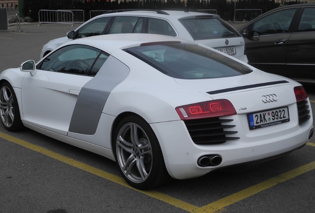 Audi R8