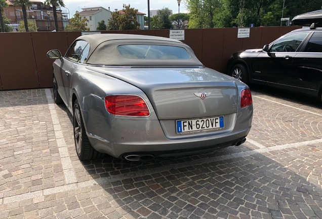 Bentley Continental GTC V8