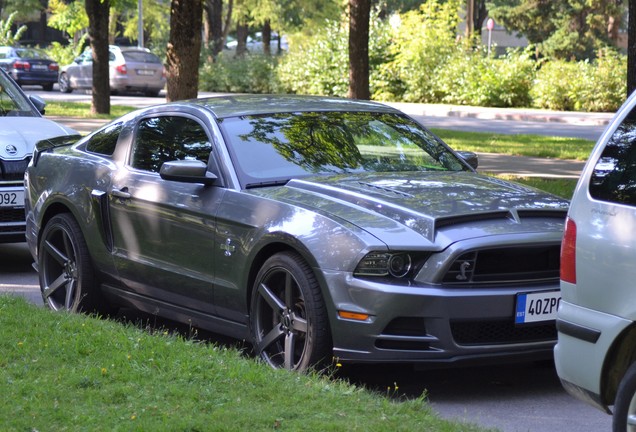 Ford Mustang GT 2013