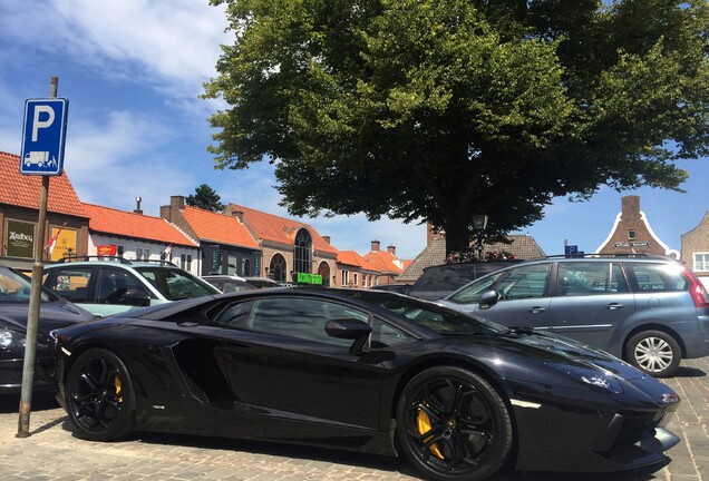 Lamborghini Aventador LP700-4