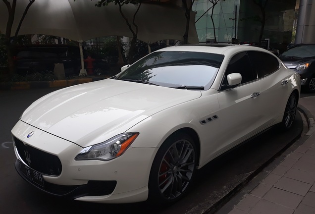 Maserati Quattroporte S 2013