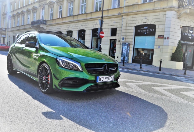 Mercedes-AMG A 45 W176 2015