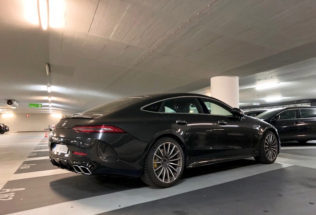 Mercedes-AMG GT 63 X290