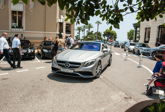 Mercedes-AMG S 63 Coupé C217