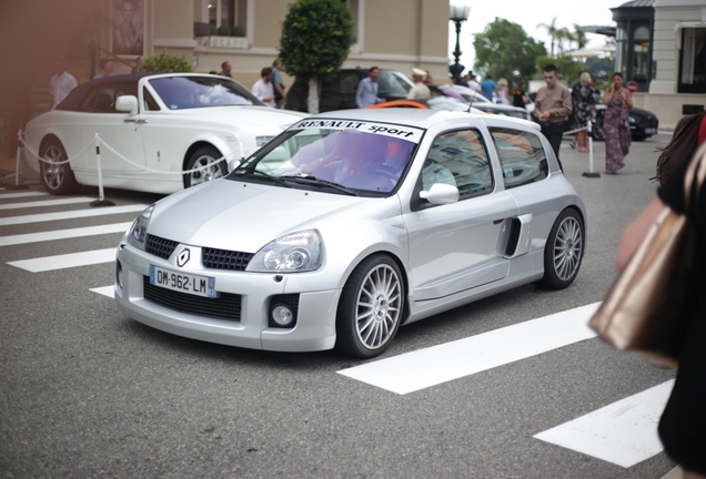 Renault Clio V6 Phase II