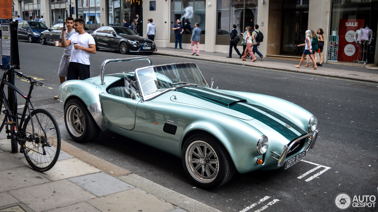 AC Cobra 427