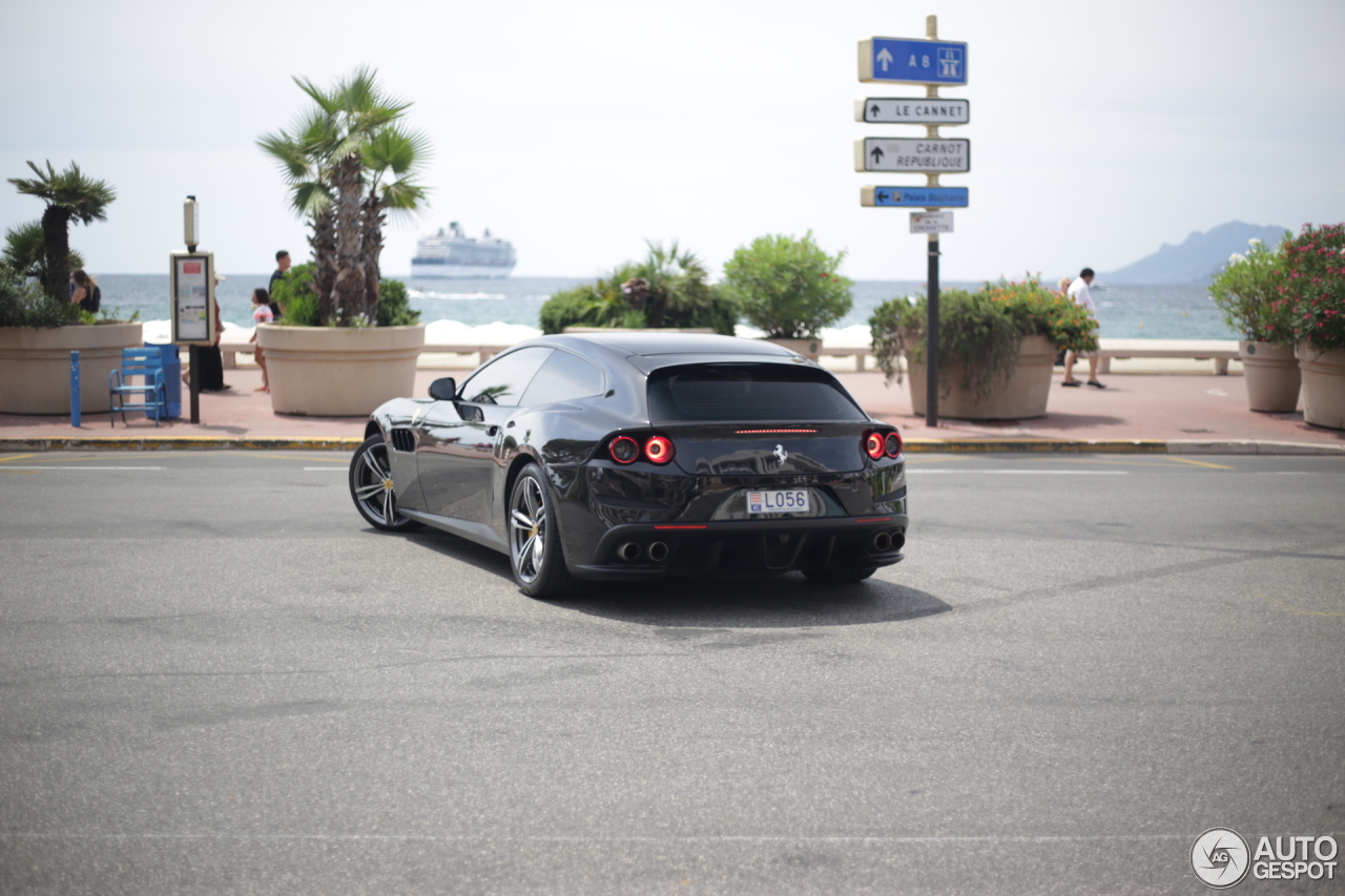 Ferrari GTC4Lusso