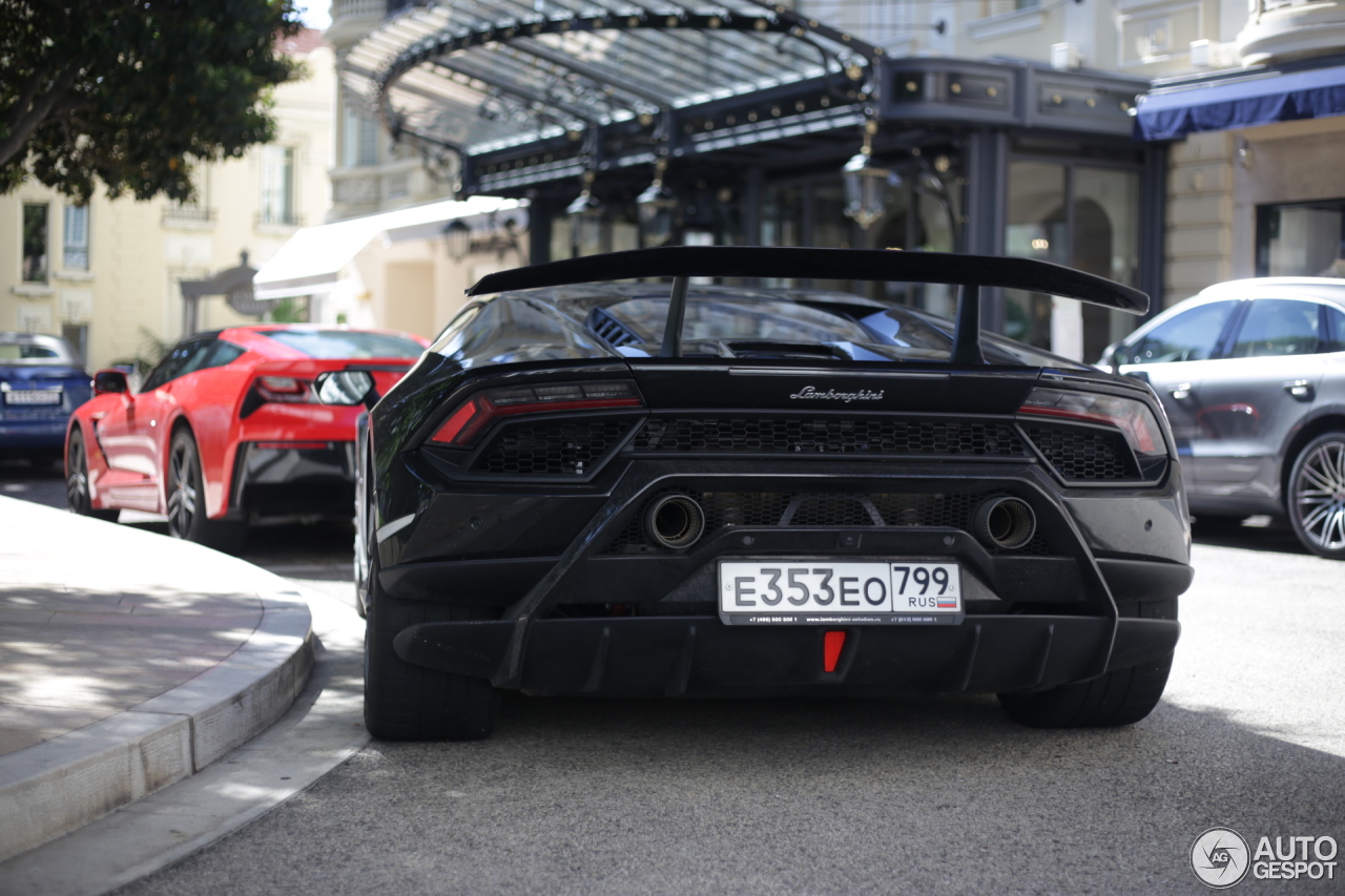 Lamborghini Huracán LP640-4 Performante