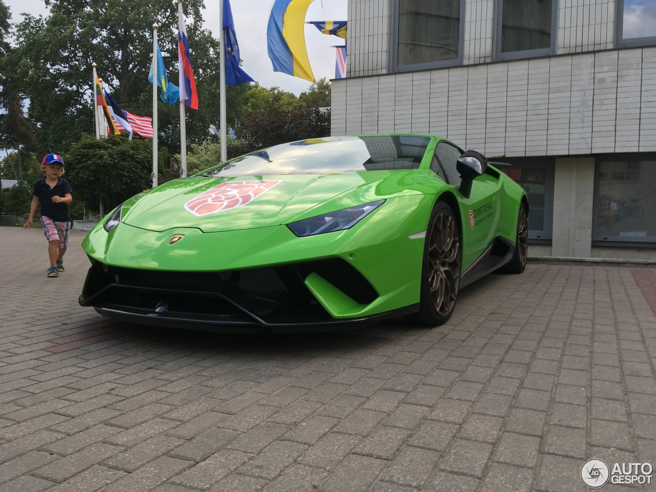 Lamborghini Huracán LP640-4 Performante