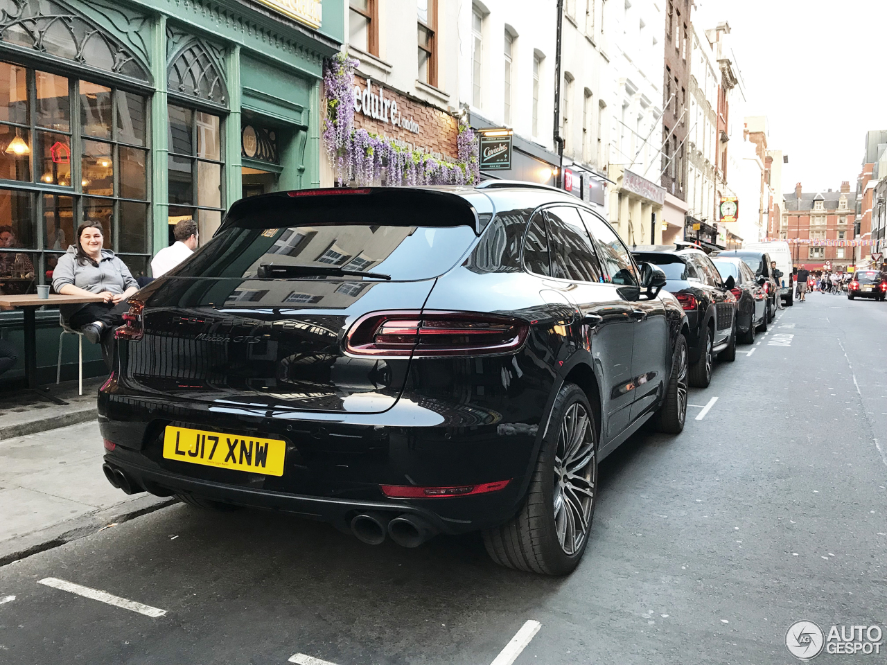 Porsche 95B Macan GTS