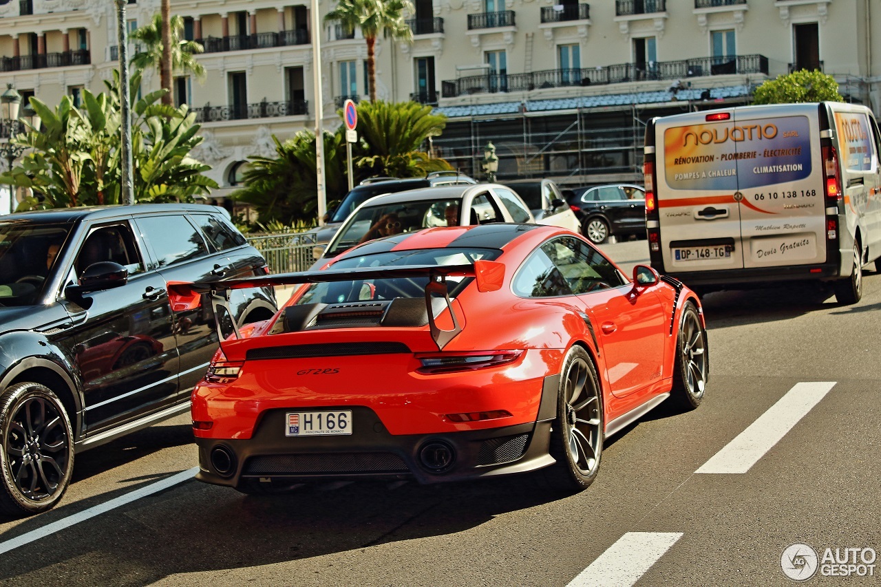 Porsche 991 GT2 RS Weissach Package