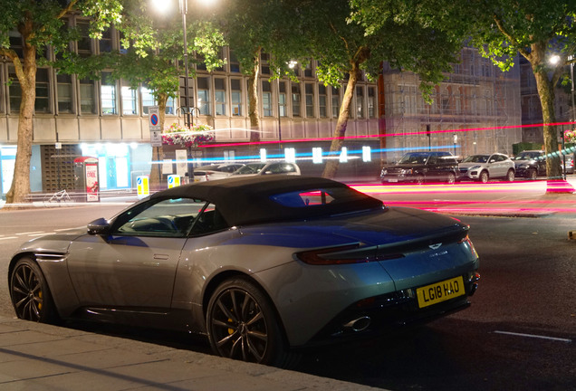 Aston Martin DB11 V8 Volante