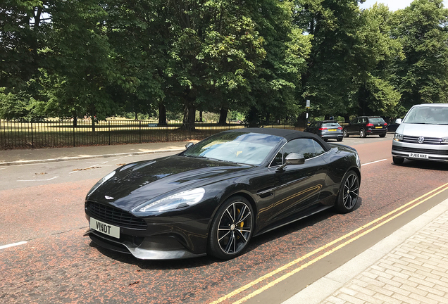 Aston Martin Vanquish Volante