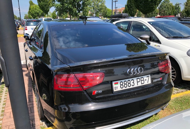 Audi S8 D4