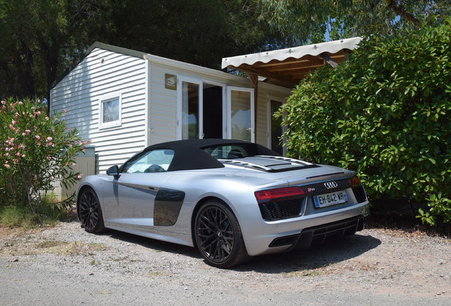 Audi R8 V10 Spyder 2016