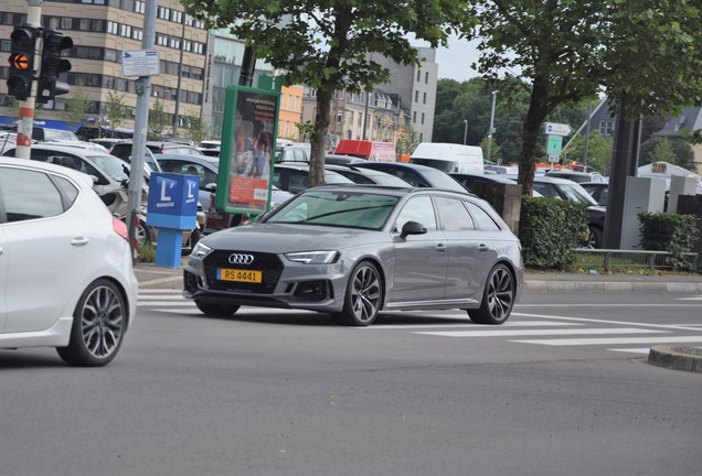 Audi RS4 Avant B9