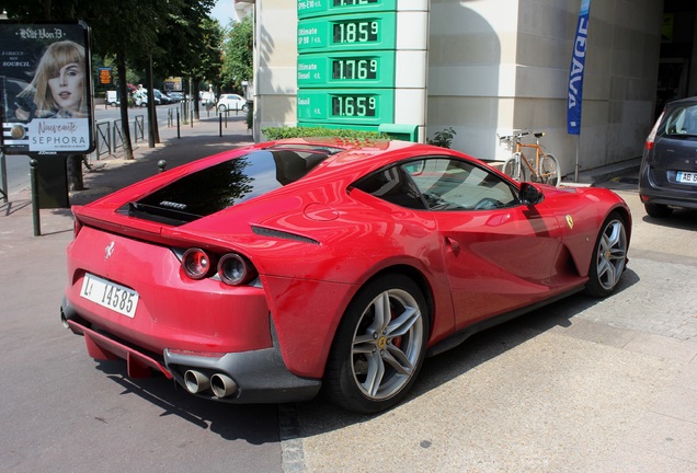 Ferrari 812 Superfast