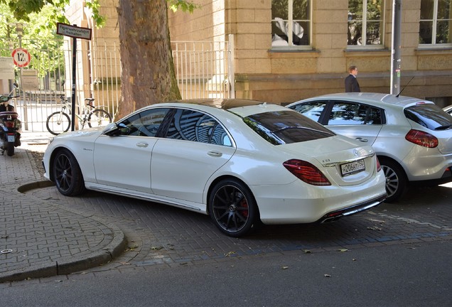 Mercedes-Benz S 63 AMG V222