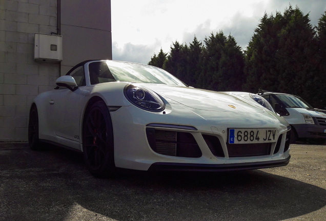 Porsche 991 Carrera 4 GTS Cabriolet MkII