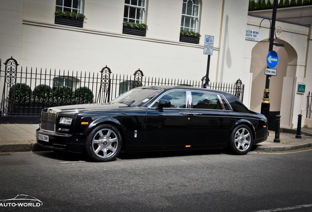 Rolls-Royce Phantom EWB Series II