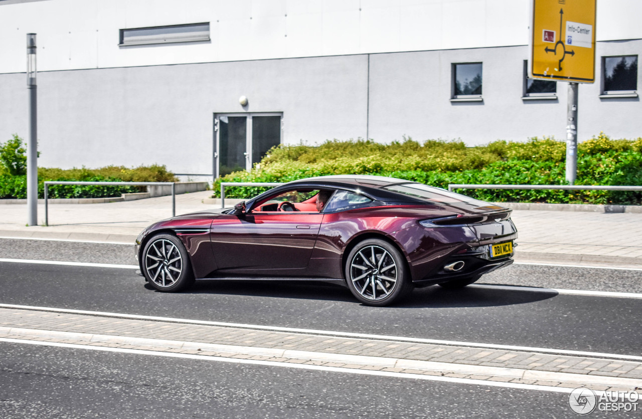 Aston Martin DB11 V8