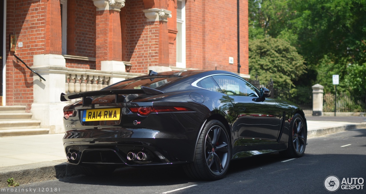 Jaguar F-TYPE SVR Coupé 2017