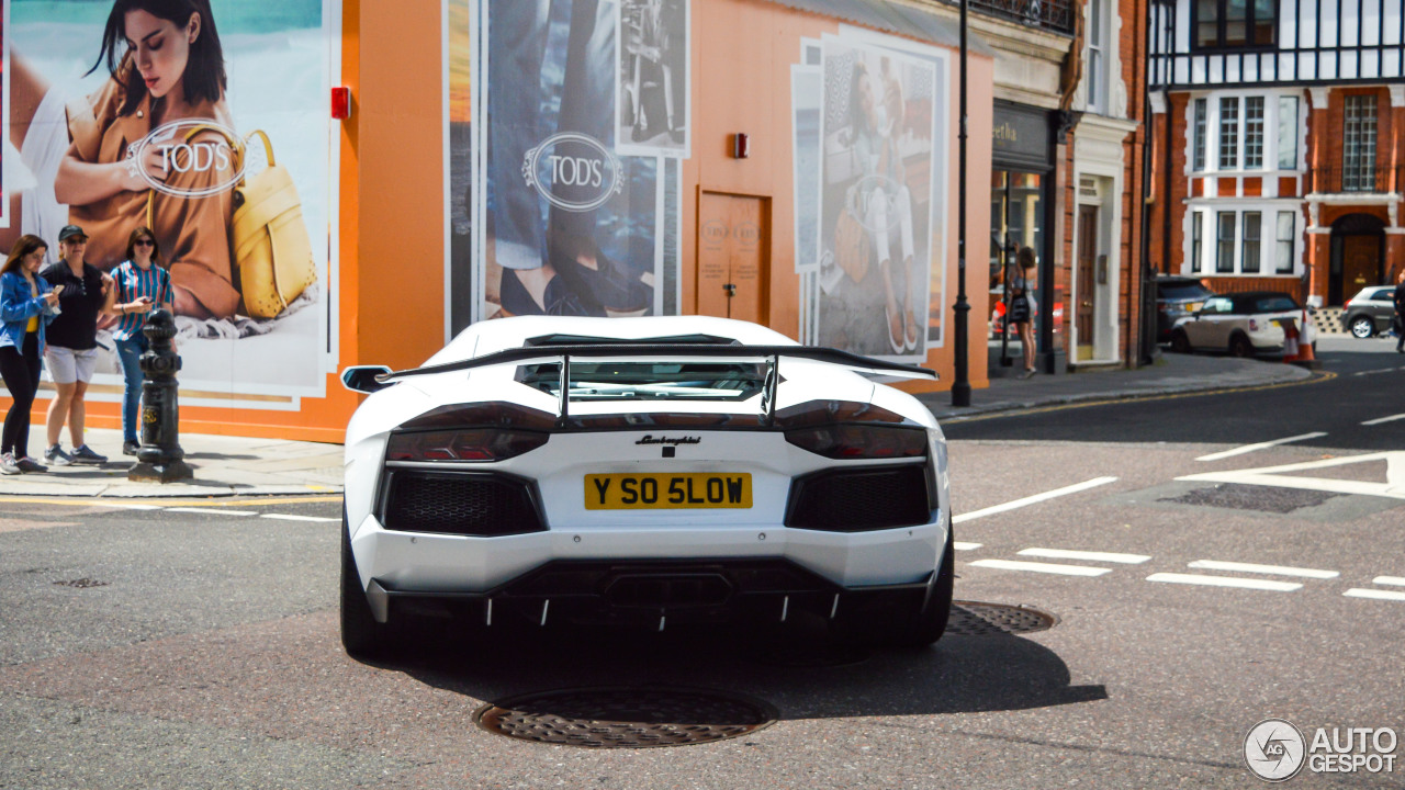 Lamborghini Aventador LP700-4